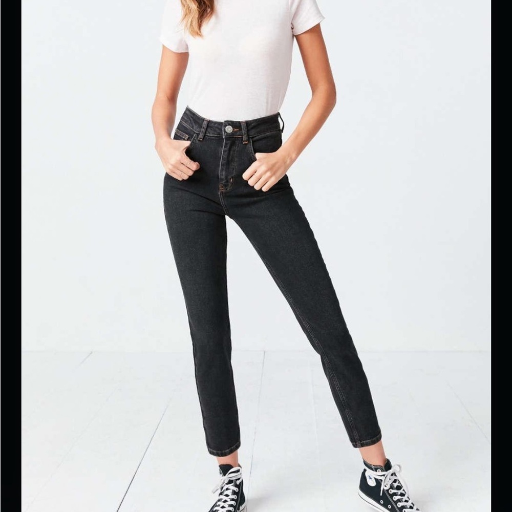 BDG Girlfriend Jeans